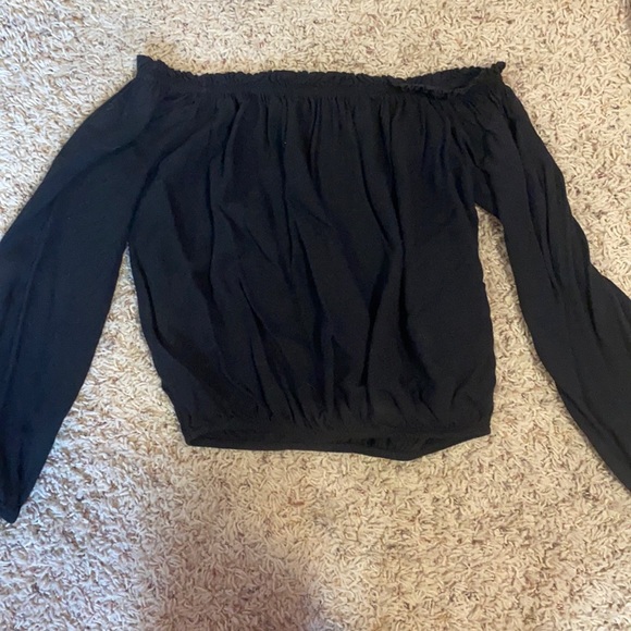 off the shoulder black long sleeve - Picture 1 of 1